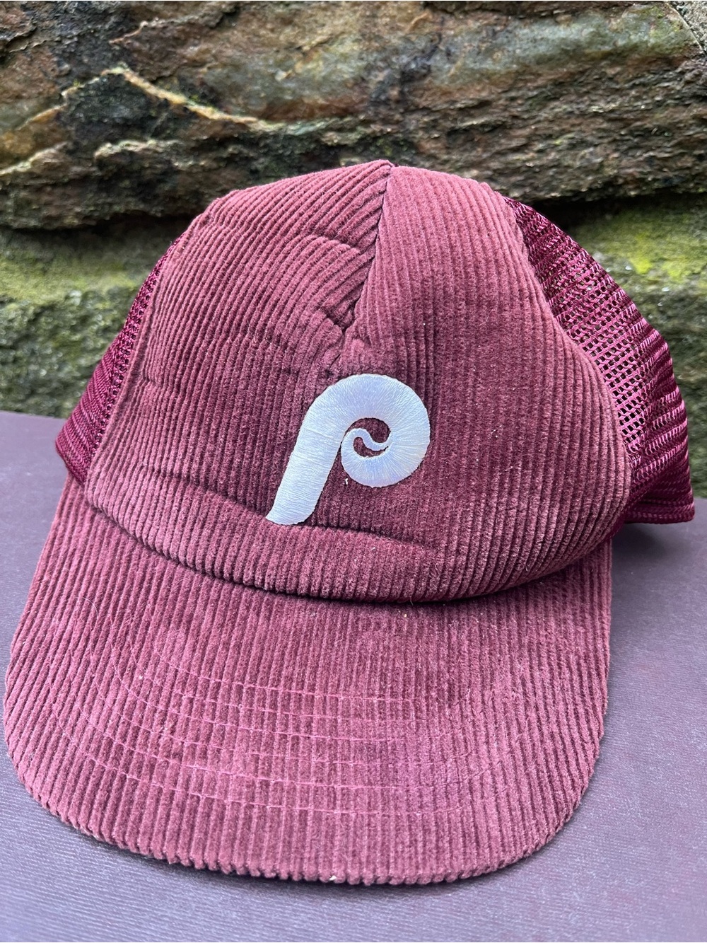 Vintage 1980’s Philadelphia Philiies MLB Baseball Corduroy Trucker Hat Snapback